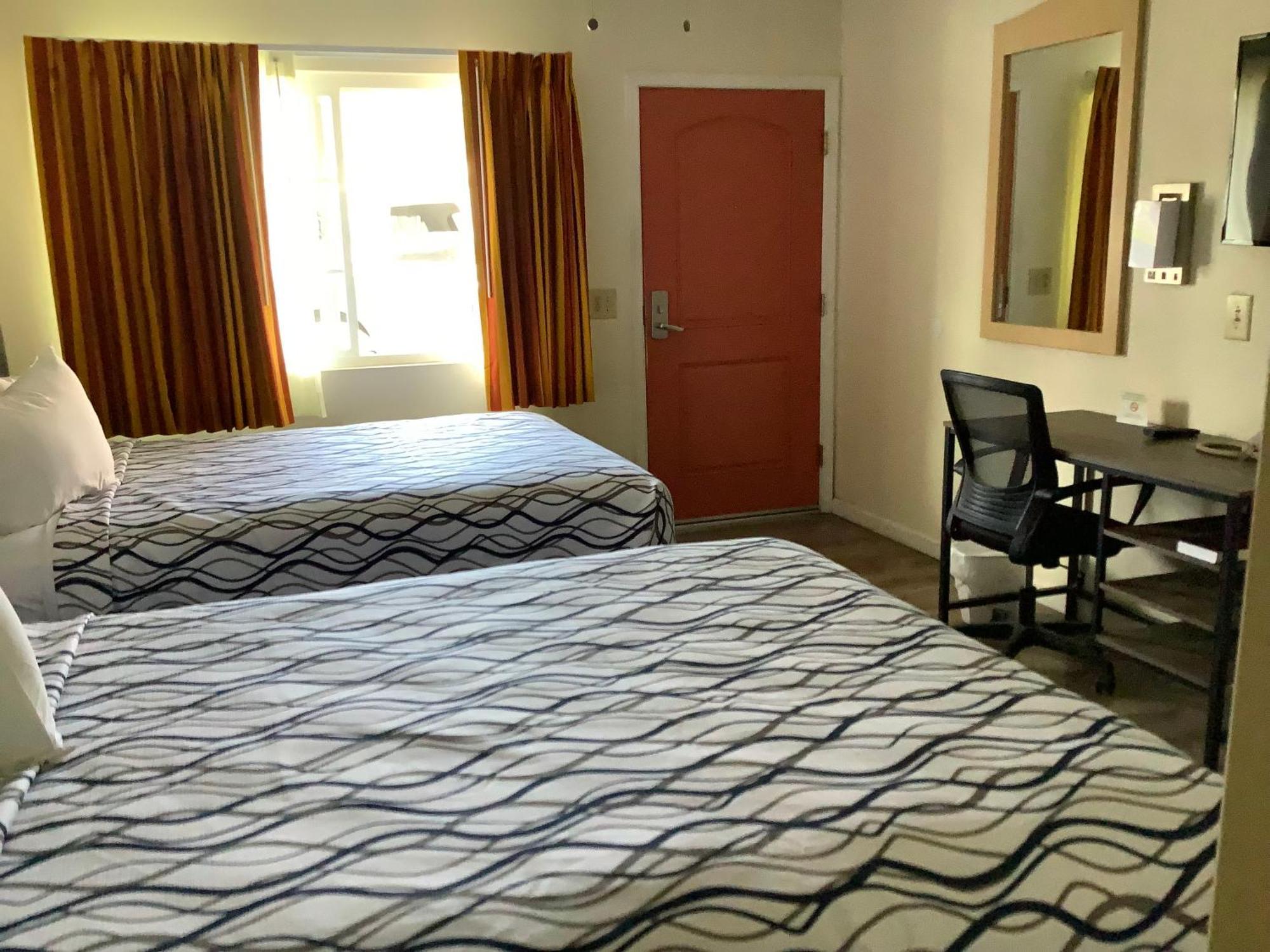Motel National 9 2*